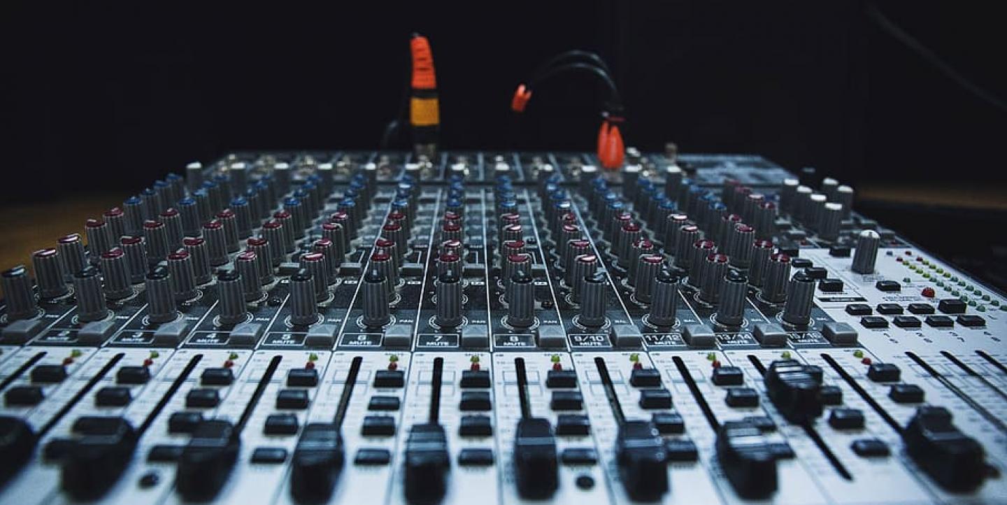 تصویر از pxfuel.com